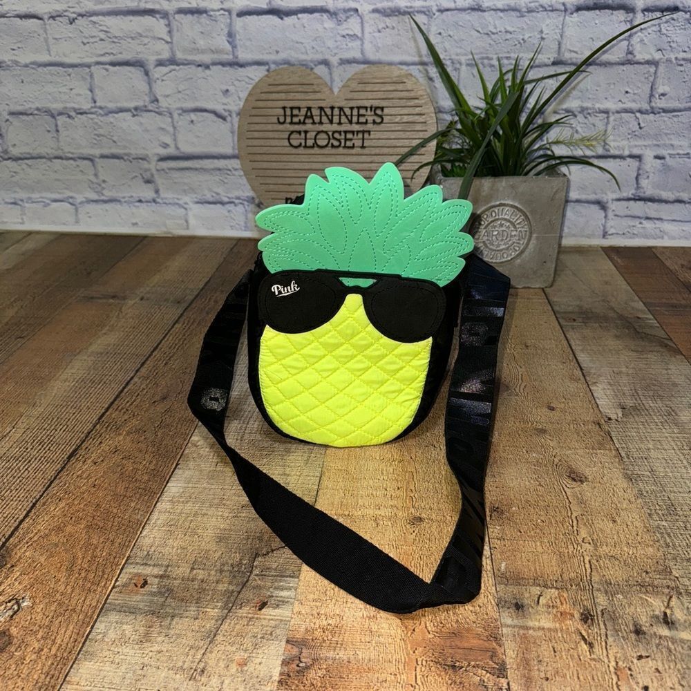 Victoria Secret Pineapple Insulated party bag purse